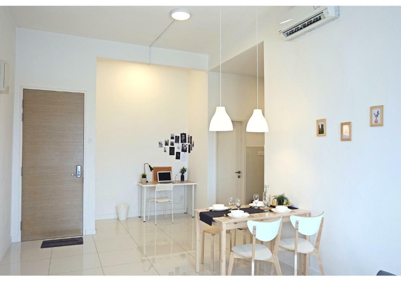 Puchong Skypod Residence, 1-5 Pax Cozy Unit, Walking Distance To Ioi Mall, 10Min Drive To Sunway Kültér fotó
